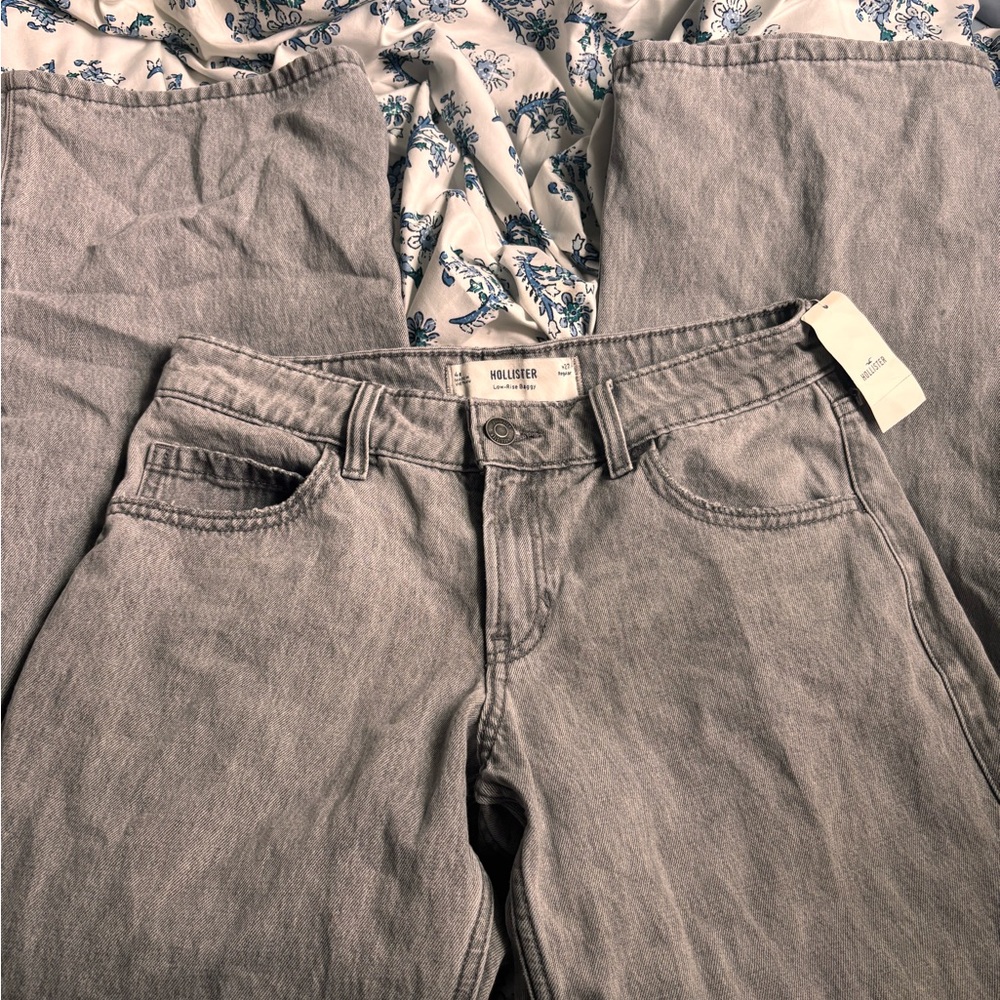 Hollister Gray low rise baggy Jeans